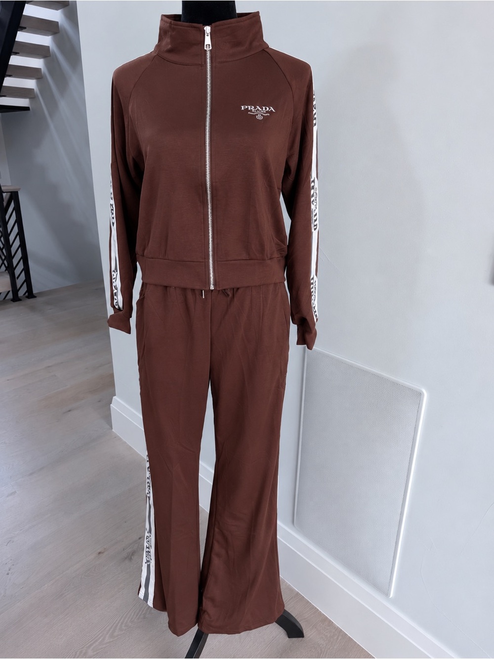 Brown Wide-Leg Track Pants with Matching Zip Jacket size L - Picture 4 of 5
